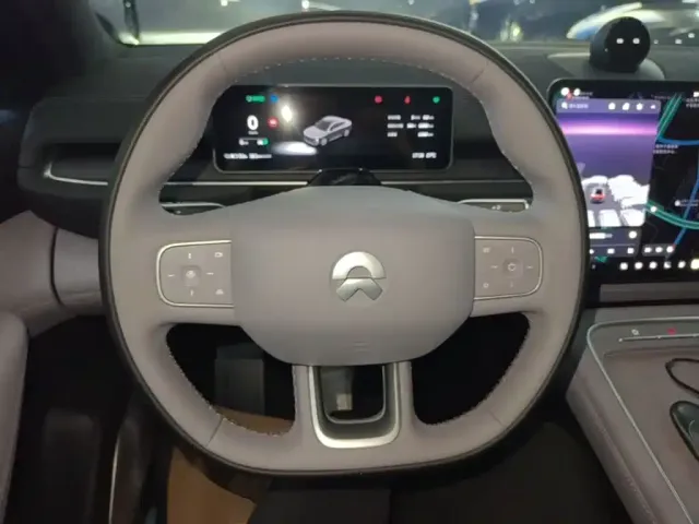 Nio EC6 — Фото автомобиля 10
