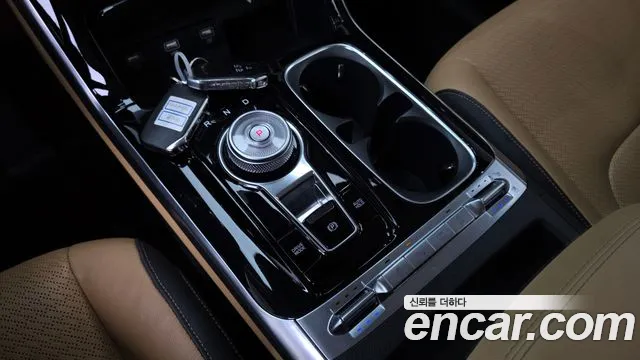 Kia Canival Carnival 4 поколение Дизель 9 мест Signature — Фото автомобиля 9