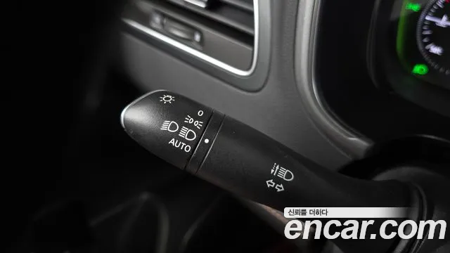 Renault-KoreaSamsung QM6 Новый QM6 2.0 LPe Première 2WD — Фото автомобиля 30
