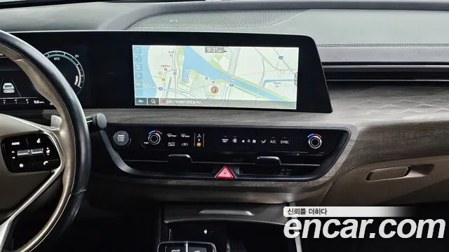 Kia K8 Hybrid — Фото автомобиля 15