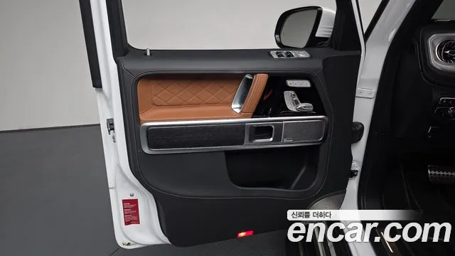 Mercedes-Benz G-Class — Фото автомобиля 23