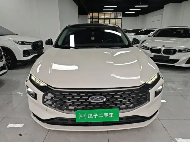 Ford Mondeo — Фото автомобиля 2