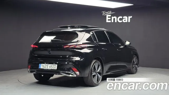 Peugeot 308 — Фото автомобиля 2