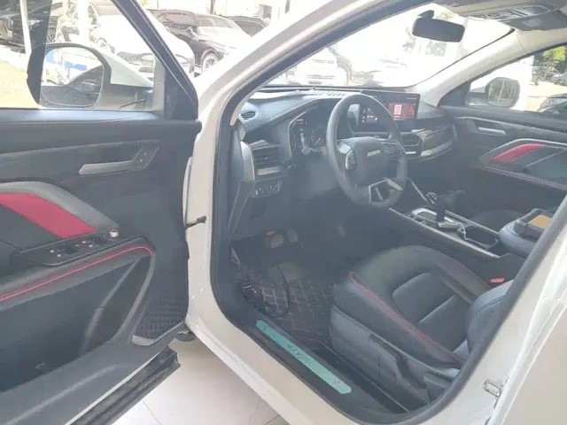 Haval H6 — Фото автомобиля 15