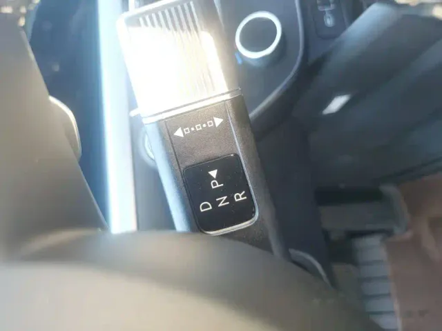 Hyundai Sonata — Фото автомобиля 9