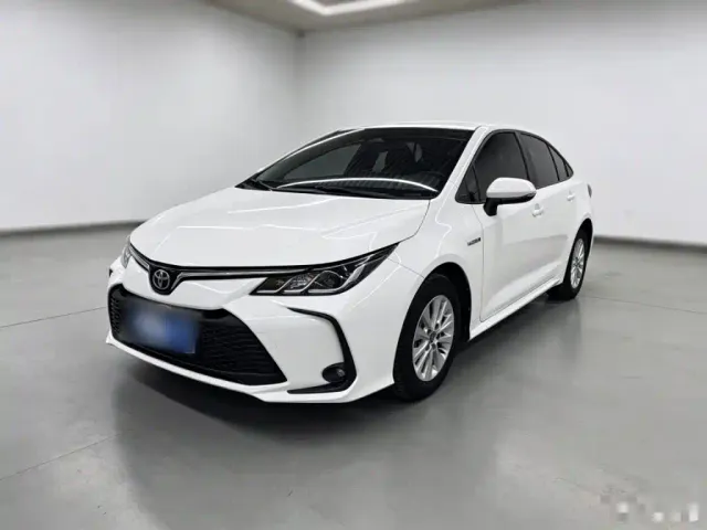 Фотография автомобиля — Toyota Corolla