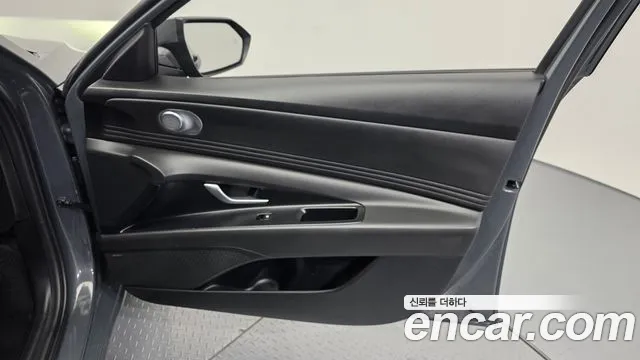 Hyundai Avante CN7 — Фото автомобиля 14