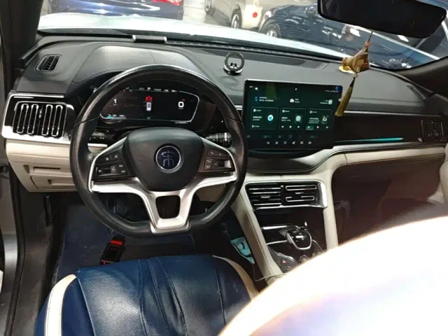BYD Song PLUS PHEV 2021 EV Premium Model — Фото автомобиля 9