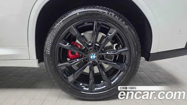 BMW X4 xDrive20i M Sport Pro Special Edition — Фото автомобиля 18