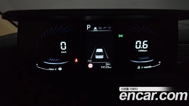 Hyundai Staria — Фото автомобиля 11