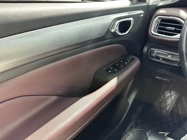 GAC Trumpchi M6 — Фото автомобиля 12