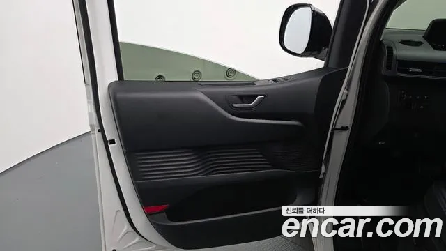 Hyundai Staria — Фото автомобиля 13