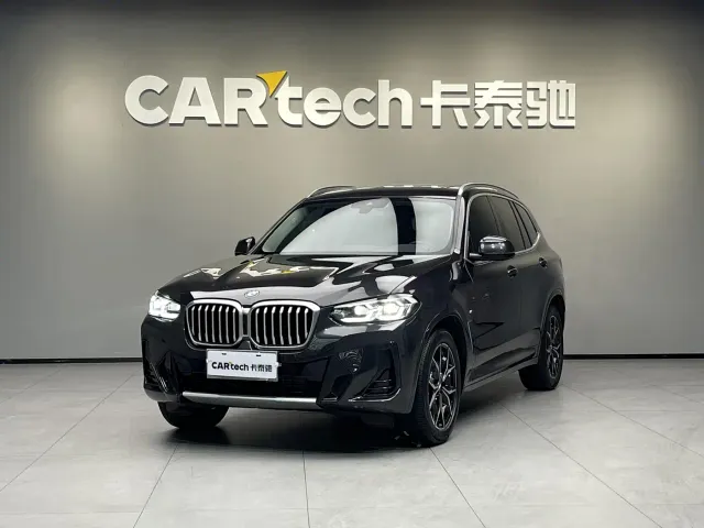 Фотография автомобиля — BMW X3