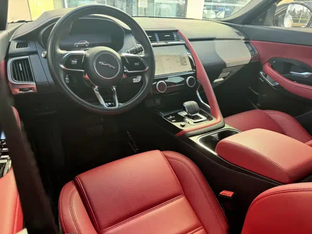 Jaguar Jaguar E-PACE 2024 Progressive Sport Edition R-DYNAMIC S — Фото автомобиля 5