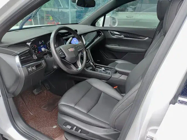 Cadillac XT6 — Фото автомобиля 7