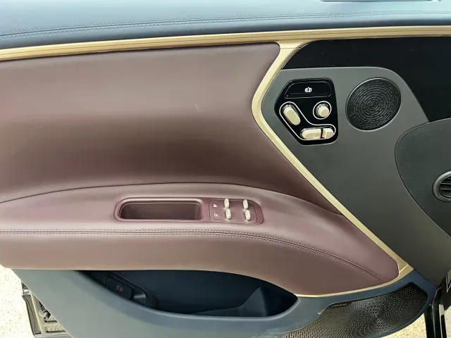 Avatr 11 — Фото автомобиля 15