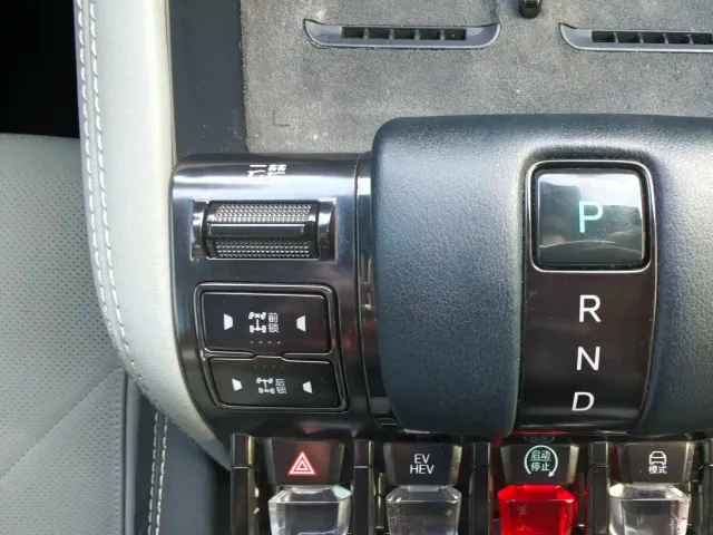BYD FangChengBao Leopard 5 — Фото автомобиля 10