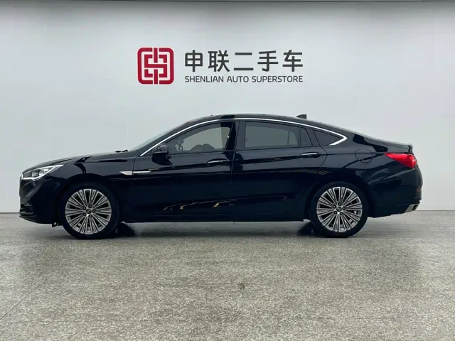 Hongqi H5 — Фото автомобиля 3