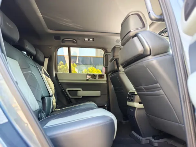 BYD FangChengBao Leopard 5 — Фото автомобиля 15