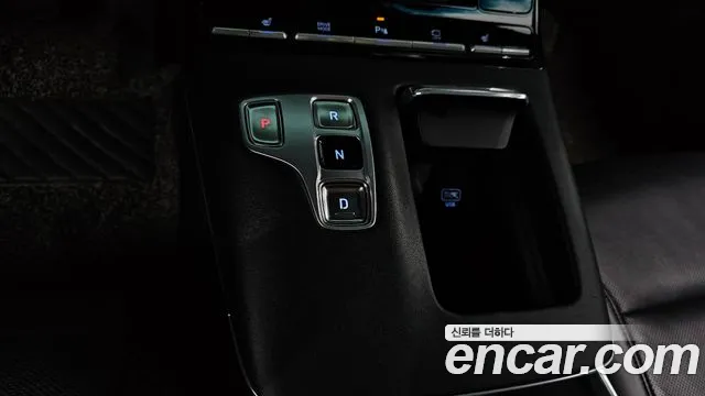 Hyundai Grandeur New — Фото автомобиля 9