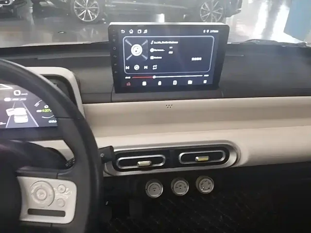 Wuling Hongguang Mini EV — Фото автомобиля 8