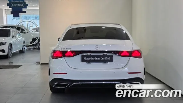 Mercedes-Benz E-Class W214 — Фото автомобиля 4