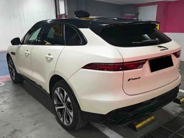 Jaguar F-Pace — Фото автомобиля 6