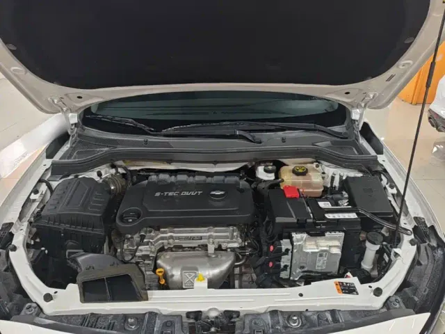 Chevrolet Monza — Фото автомобиля 19