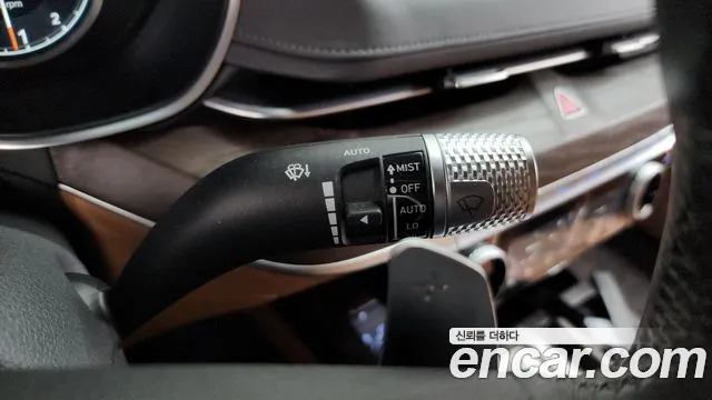 Genesis G80 Бензин 2.5 турбо 2WD — Фото автомобиля 25