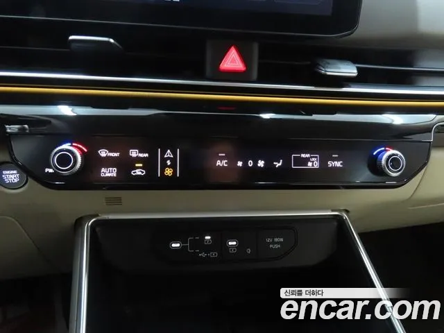 Kia Carnival 4th Gen — Фото автомобиля 11