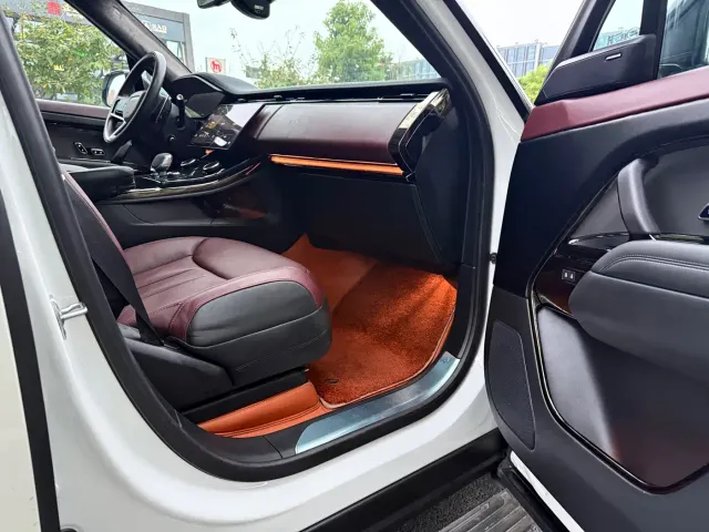 Land Rover Range Rover Sport — Фото автомобиля 7