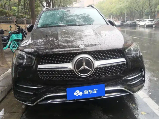 Mercedes-Benz GLE-Class — Фото автомобиля 2
