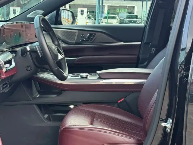 Cadillac XT5 — Фото автомобиля 20