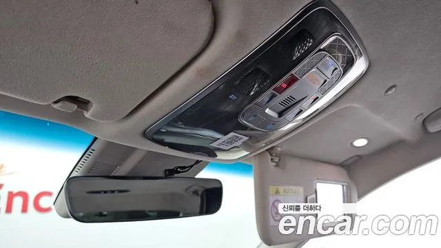 Genesis G80 Electrified G80 (RG3) — Фото автомобиля 19