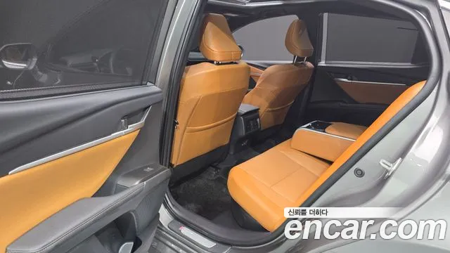 Toyota Camry XV80 — Фото автомобиля 12
