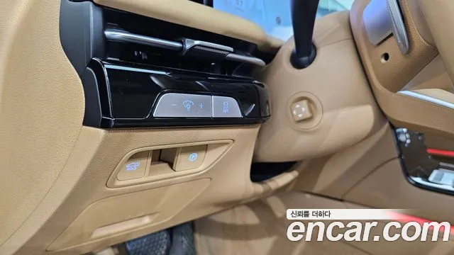 Genesis G80 Бензин 2.5 турбо 2WD — Фото автомобиля 15
