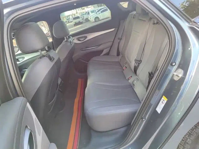 BYD Seal 07 DM-i — Фото автомобиля 16