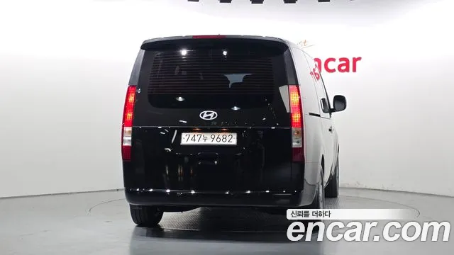 Hyundai Staria — Фото автомобиля 4