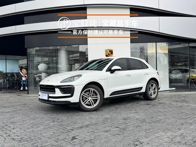 Фотография автомобиля — Porsche Macan