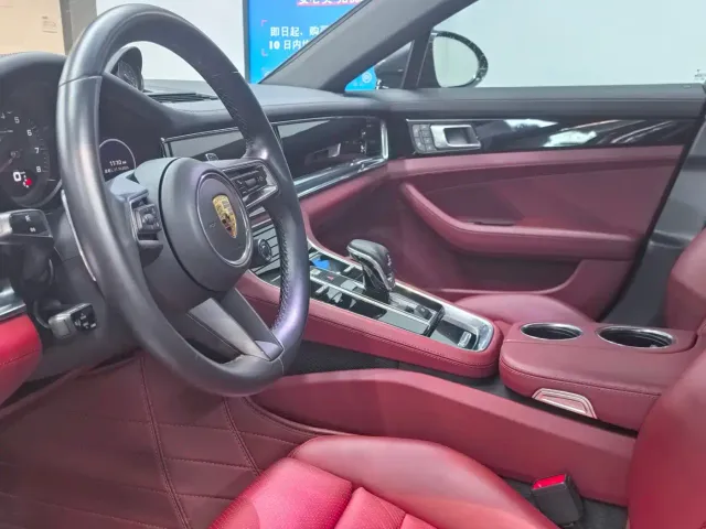 Porsche Panamera — Фото автомобиля 6