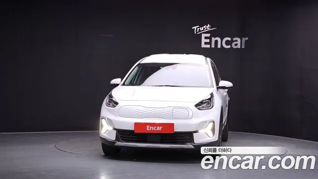Kia Niro Niro Plus Earth — Фото автомобиля 3