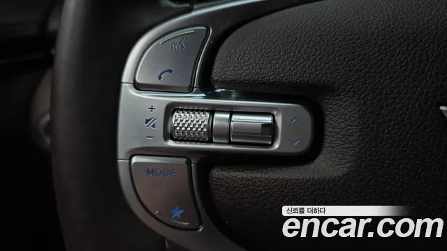 Genesis GV70 2.5T Бензин 2WD — Фото автомобиля 27