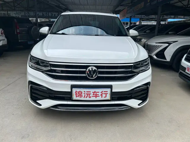 Volkswagen Tiguan L — Фото автомобиля 2