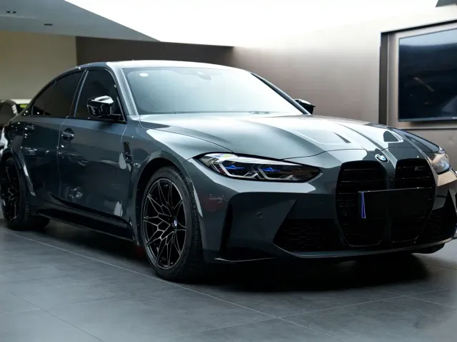 BMW M3 — Фото автомобиля 3