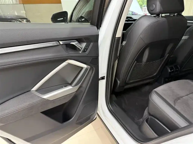 Audi Q3 — Фото автомобиля 17