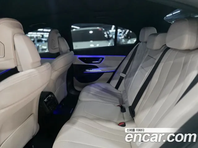 Mercedes-Benz E-Class W214 — Фото автомобиля 18