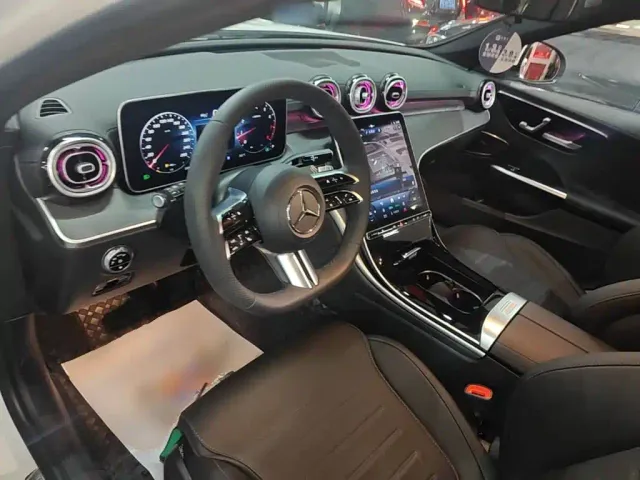 Mercedes-Benz C-Class — Фото автомобиля 9