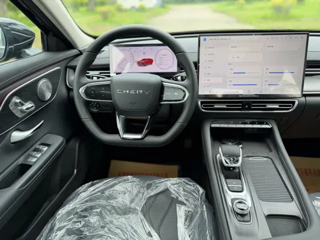 Chery Arrizo 8 PRO — Фото автомобиля 14