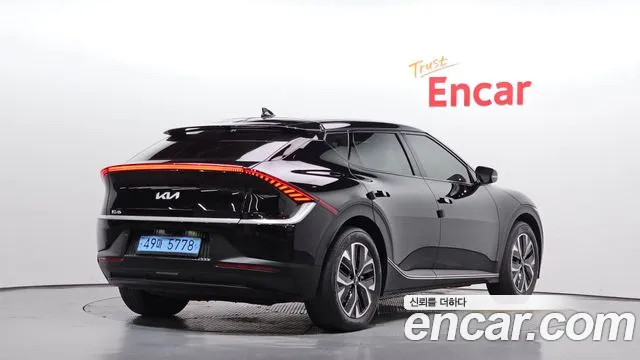 Kia EV6 — Фото автомобиля 2