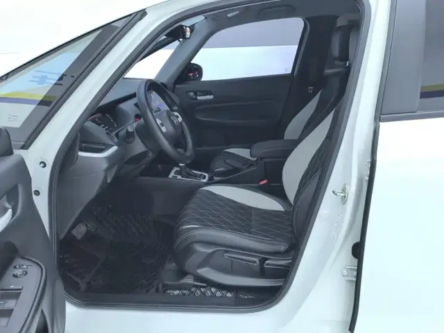 Honda Fit — Фото автомобиля 9